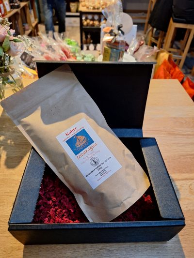 Geschenkbox mit 250g. Qualitätskaffee
